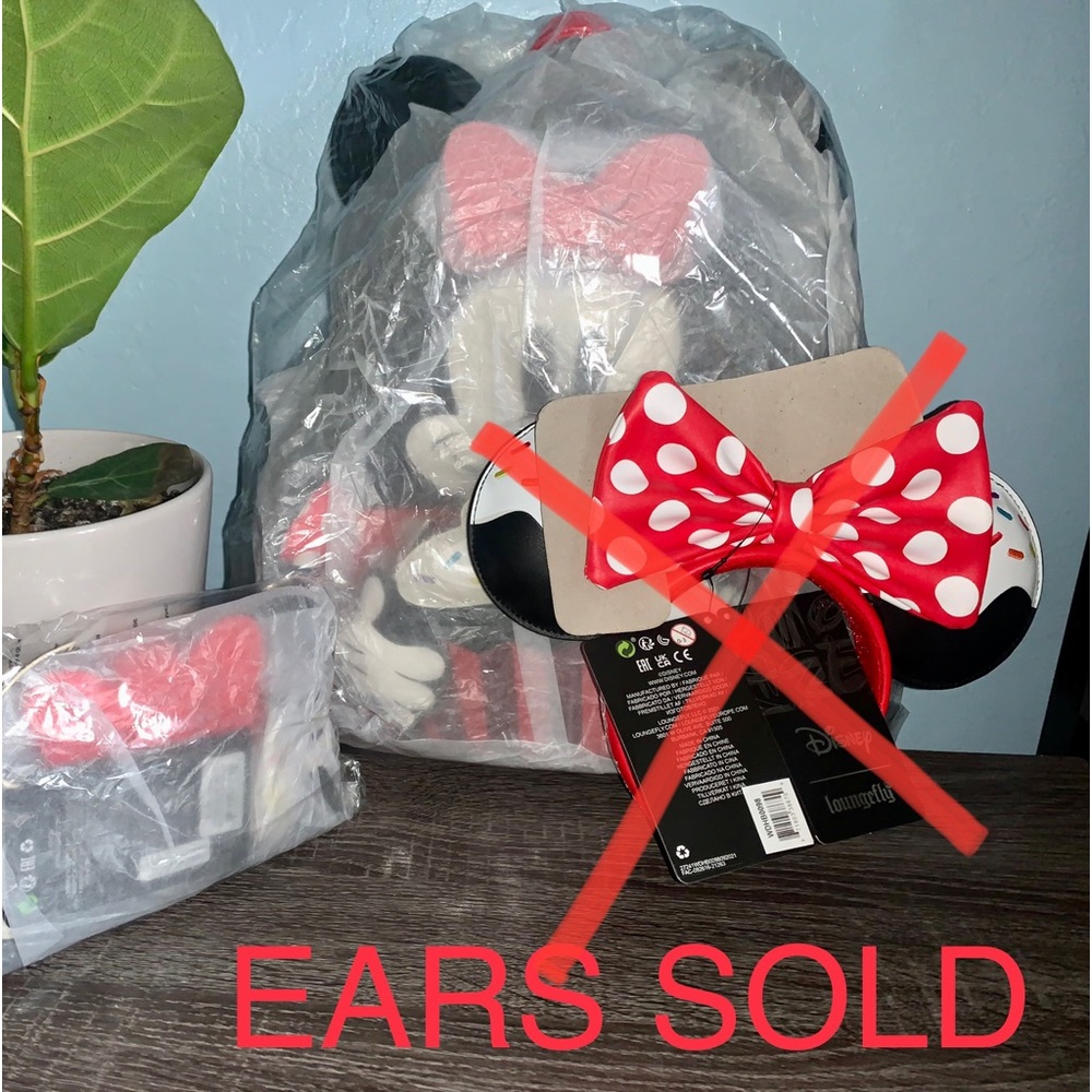 ‼️SOLD‼️ on Ⓜ️ Disney Loungefly 2 pc Minnie Mouse Sprinkle Cupcake  Bundle